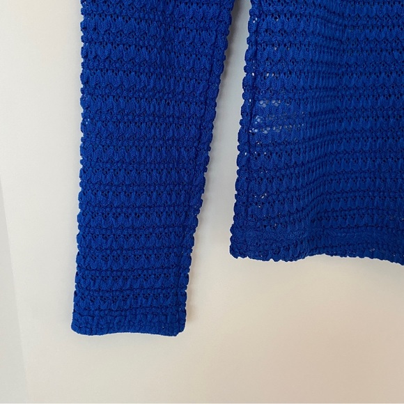 NORTHERN REFLECTIONS ROYAL BLUE LACE LONG SLEEVED TOP, MEDIUM - Picture 12 of 13